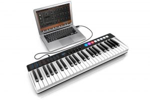 09_iRigKeys_49_IO_sx34_mac@2x-300x200